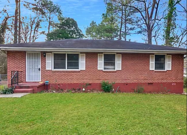 3579 Tulip Dr