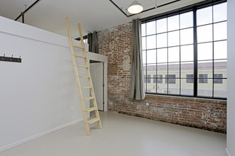 Winkler Lofts in Peoria, IL - Building Photo - Interior Photo