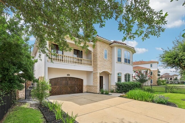 property at 5533 Navarro St