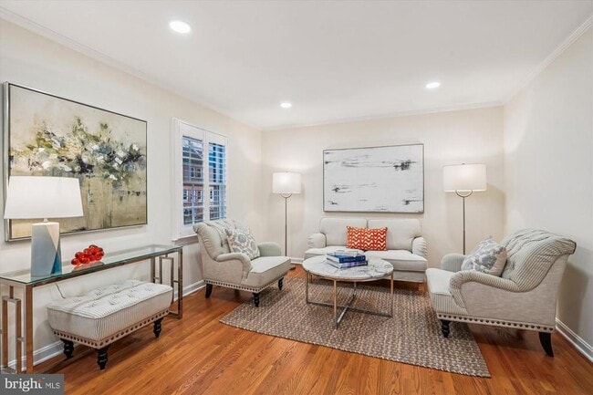 1605 Dunterry Pl in McLean, VA - Building Photo - Building Photo