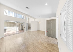 11377 Osborne Pl in Sylmar, CA - Building Photo