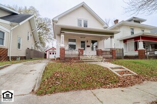 725 Huffman St in Fort Wayne, IN - Building Photo