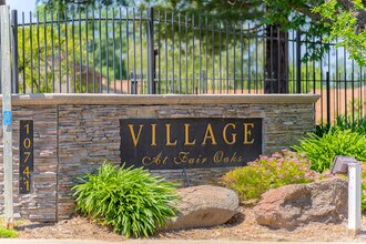 Village at Fair Oaks in Fair Oaks, CA - Foto de edificio - Building Photo