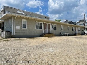 216 Hamilton Ave in Seaside Heights, NJ - Building Photo - Building Photo