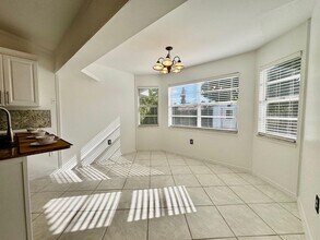 2306 NE 5th Terrace in Cape Coral, FL - Foto de edificio - Building Photo