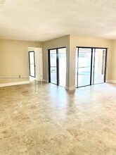 8933 SW 123rd Ct in Miami, FL - Building Photo - Building Photo