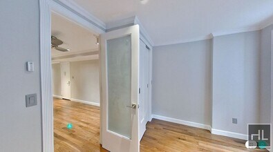 E 25TH ST. in New York, NY - Foto de edificio - Building Photo