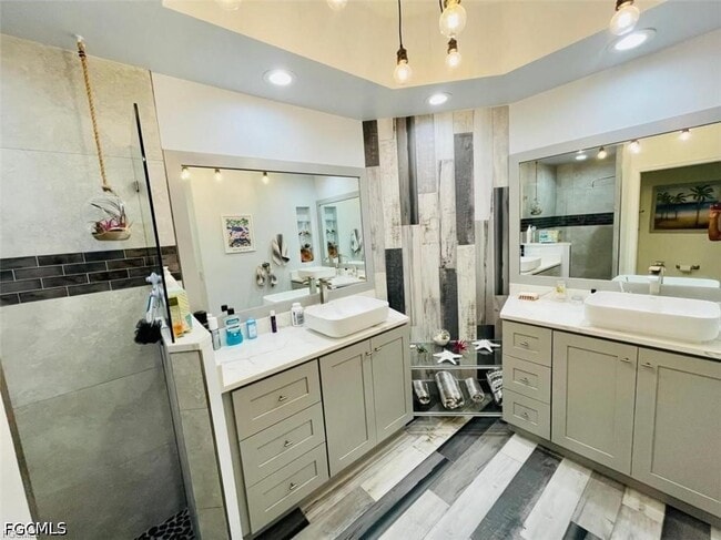 property at 14971 Rivers Edge Ct