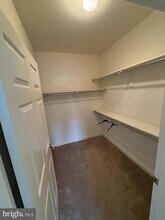 228 W Ridge Ct in Warrenton, VA - Building Photo - Building Photo