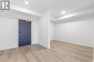 4365 Bloor St W in Toronto, ON - Building Photo - Building Photo