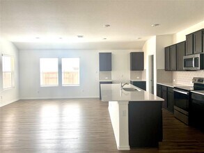 301 Bluejack Wy in Hutto, TX - Building Photo - Building Photo