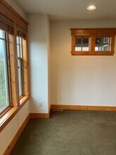 18319 E Riverway Ave in Spokane Valley, WA - Foto de edificio - Building Photo