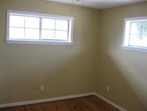 3010 Oakdale St in Houston, TX - Building Photo - Building Photo