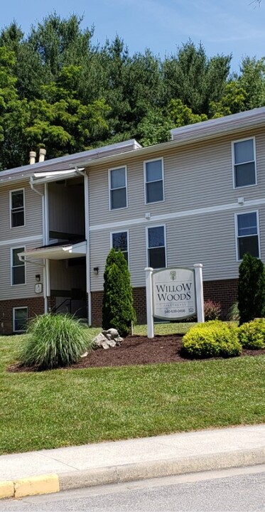 Willow Woods Apartments in Radford, VA - Building Photo