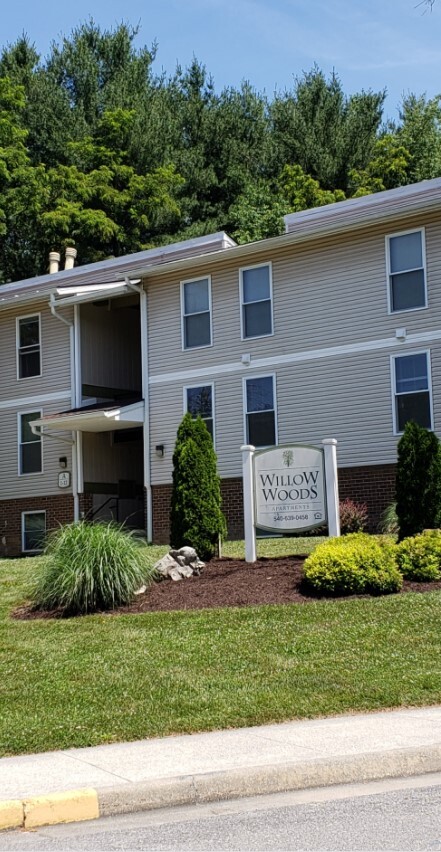 Willow Woods Apartments