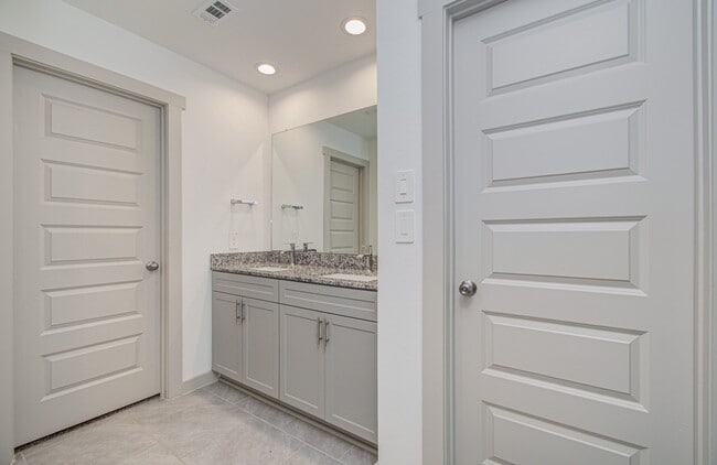 property at 5047 Natchez Trce