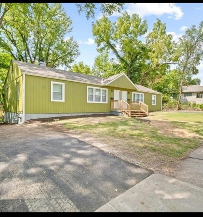 5754 Indiana Ave in Kansas City, MO - Building Photo - Building Photo