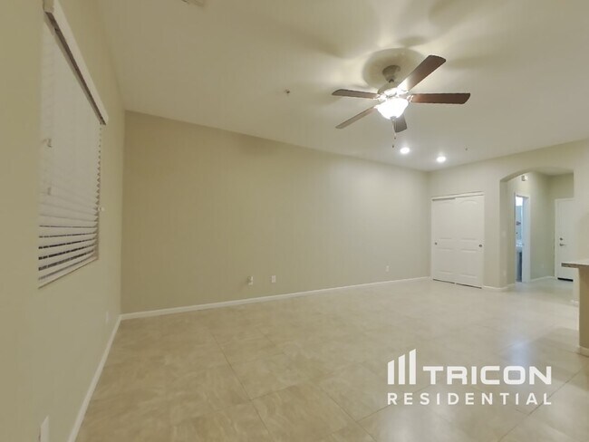 12572 W Hummingbird Terrace in Peoria, AZ - Foto de edificio - Building Photo