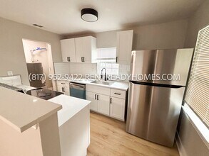 404 Oak St in Forney, TX - Building Photo - Building Photo