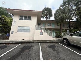 220 NE 16th Ave in Fort Lauderdale, FL - Building Photo