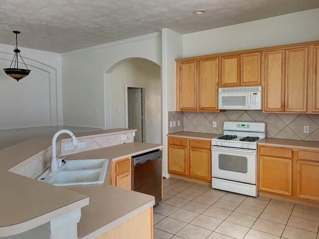 property at 18207 Linden Forest Ln