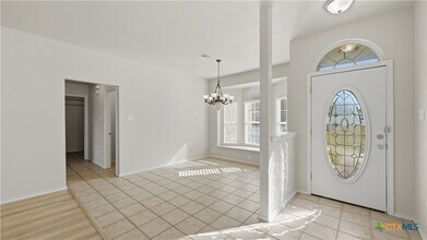 821 Benning St in San Marcos, TX - Building Photo - Building Photo