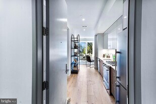 4804 Georgia Ave NW in Washington, DC - Building Photo