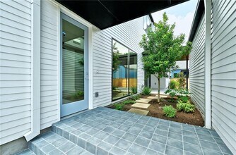3302 Denver Ave in Austin, TX - Building Photo - Building Photo