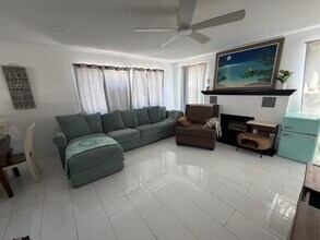 1015 S K St in Lake Worth Beach, FL - Building Photo - Building Photo