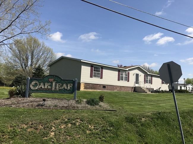 Oakleaf Estates in West Middlesex, PA - Building Photo - Other