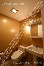 32 Wake Robin Rd in Ballston Spa, NY - Building Photo - Building Photo