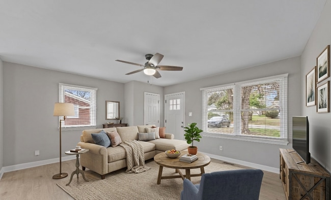 1910 Hilldale Dr in Burlington, NC - Building Photo - Building Photo