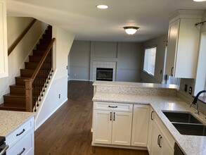 3373 Garland Pl in Enumclaw, WA - Building Photo - Building Photo