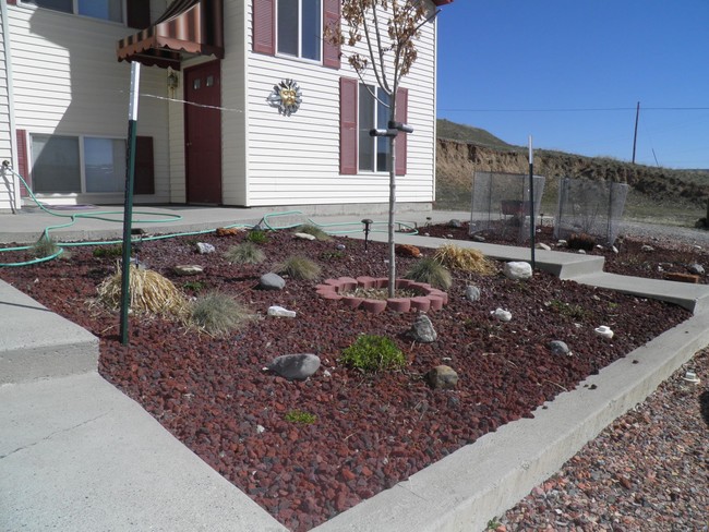 1118 Canyon Hills Rd in Thermopolis, WY - Foto de edificio - Building Photo