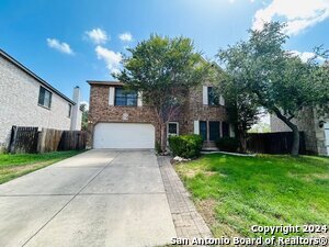 11911 Altamonte Oaks in San Antonio, TX - Foto de edificio