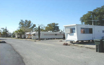 Prince Pima Vista in Tucson, AZ - Foto de edificio - Building Photo