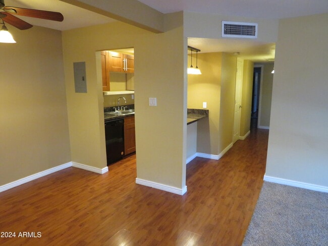 property at 424 W Brown Rd