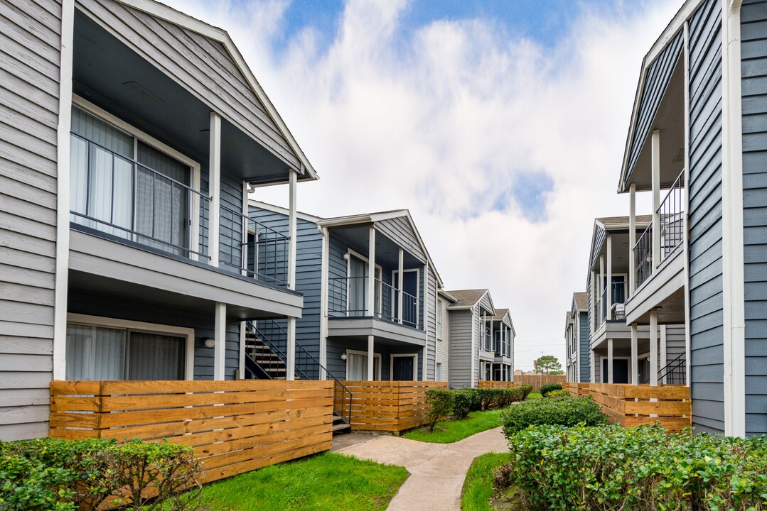 Westbury Crossings in Houston, TX - Foto de edificio