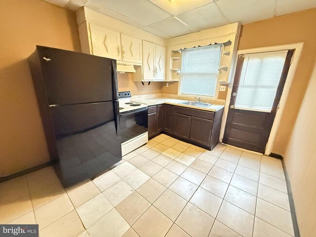 1816 S Chadwick St in Philadelphia, PA - Building Photo - Building Photo