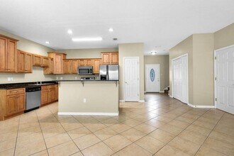 765 Pine Alley St in Fort Walton Beach, FL - Building Photo - Building Photo