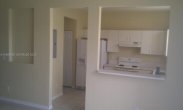 1528 SW 2nd St in Homestead, FL - Building Photo - Building Photo