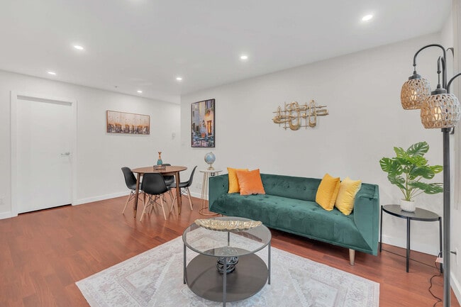 property at 1275 Alberni St