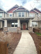 2045 Scarecrow Rd in Fort Collins, CO - Building Photo