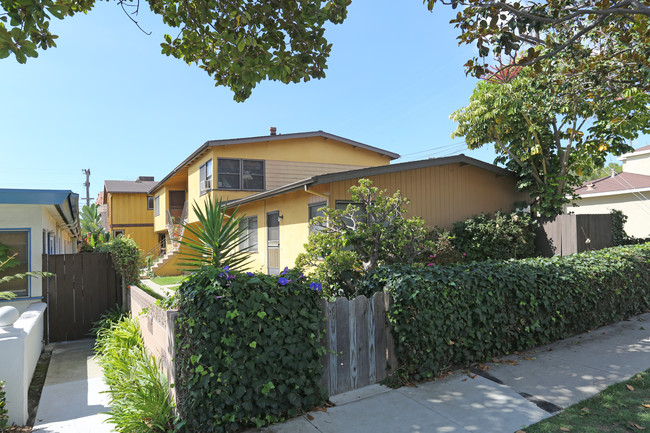 1615 Centinela Ave in Santa Monica, CA - Building Photo - Primary Photo