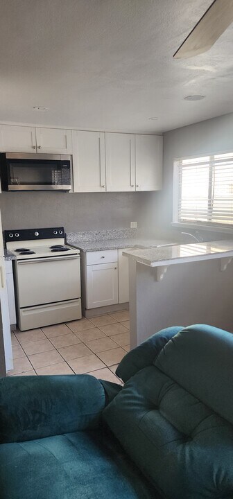 1914 4th St, Unit Apt. C in Sacramento, CA - Foto de edificio