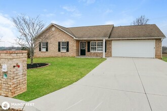 4007 Rainbow Hill Ln in Knoxville, TN - Building Photo - Building Photo