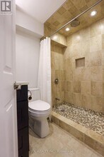 32 Bestview Crescent in Vaughan, ON - Building Photo - Building Photo