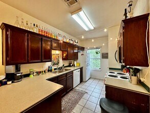 1325 Wood Ave in Waco, TX - Building Photo - Building Photo