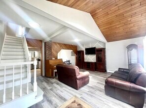 512 76TH St in North Bergen, NJ - Building Photo - Building Photo