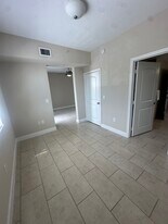 13712 SW 169th Ln, Unit A3 in Miami, FL - Building Photo